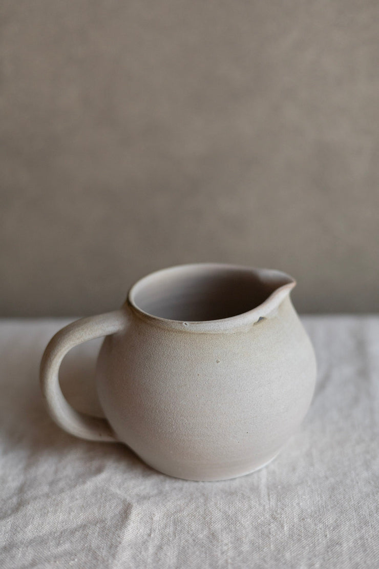 Saucière in Matte Grey