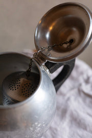 Aluminum Tea Pot with Tea Strainer