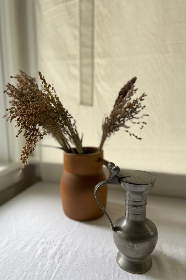 Lidded Acorn Pitcher