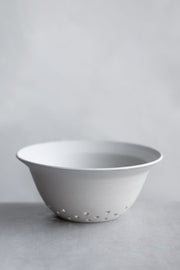 Ceramic Berry Colander - Chalk