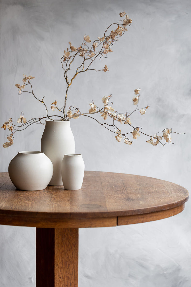Slender Stoneware Vase - Sand