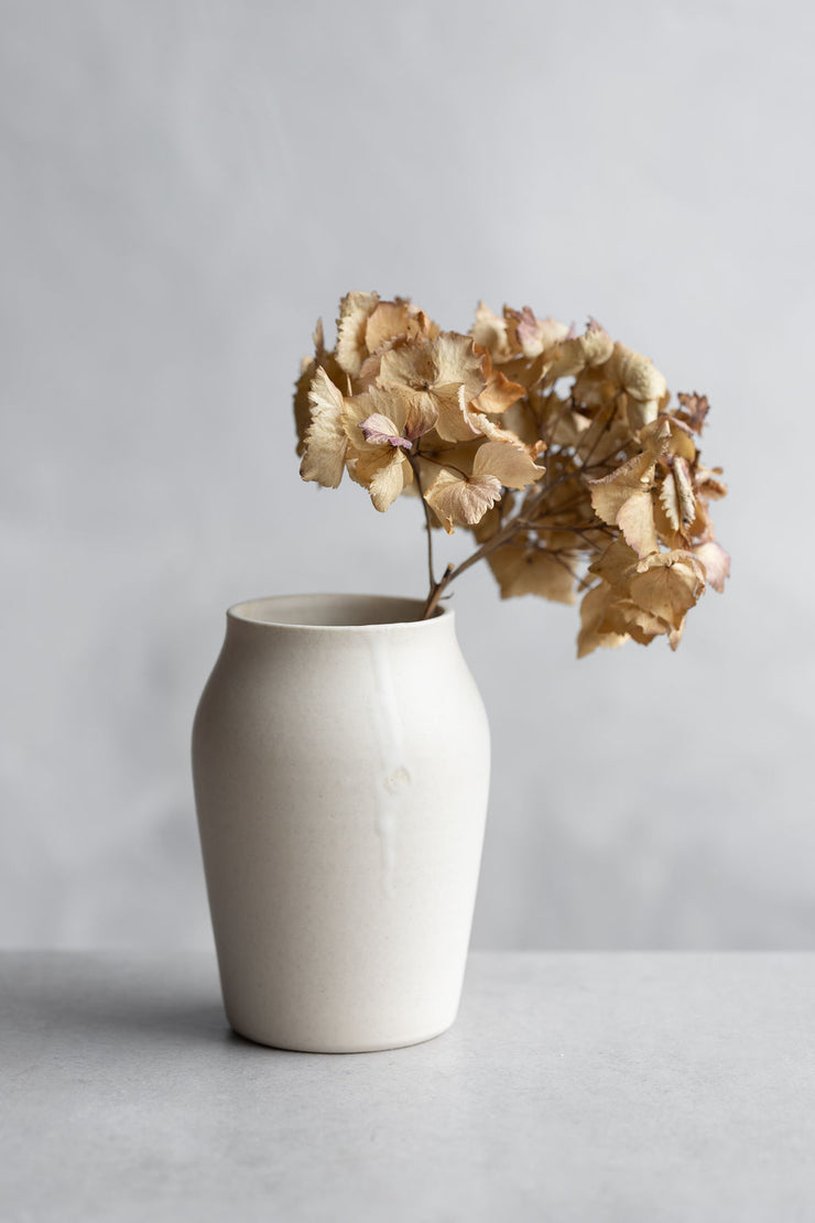Begonia Vase-Sand