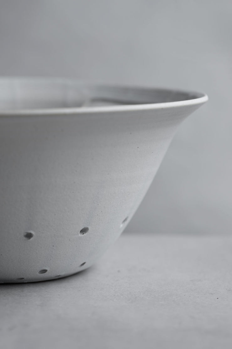 Ceramic Handled Colander - Chalk