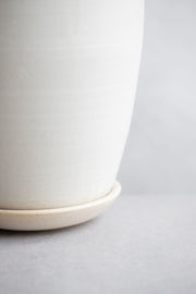 Ruffle Planter + Saucer - Sand