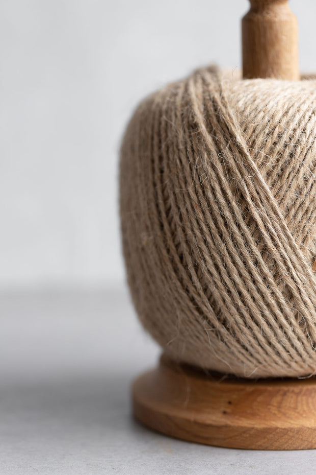 Natural Twine Stand with Cutter