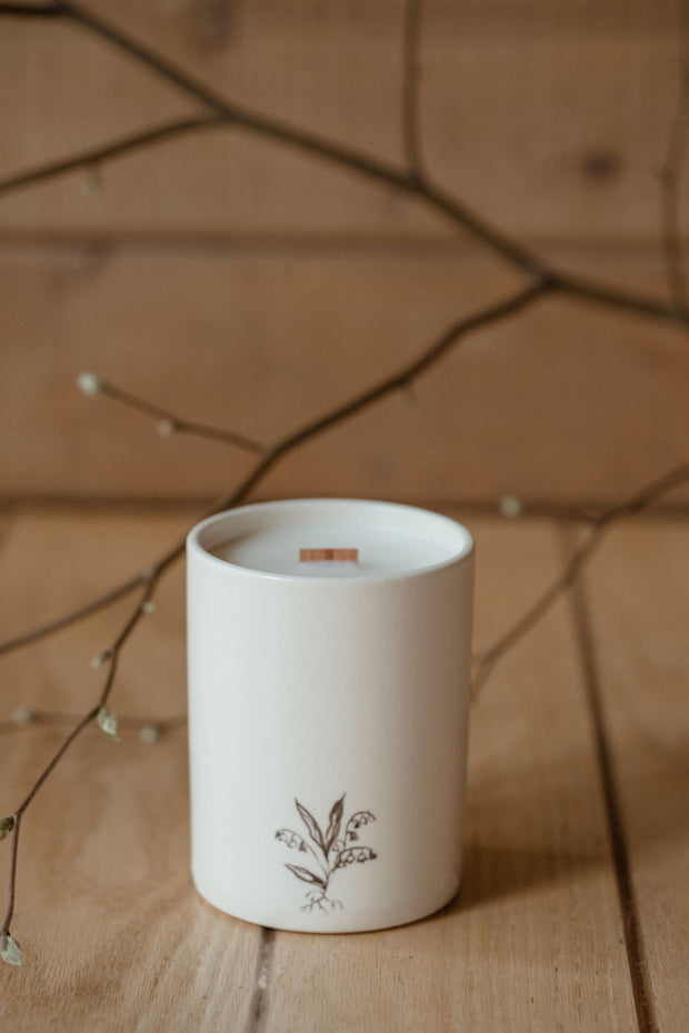 Notary Spring Lilac & Rose Candle