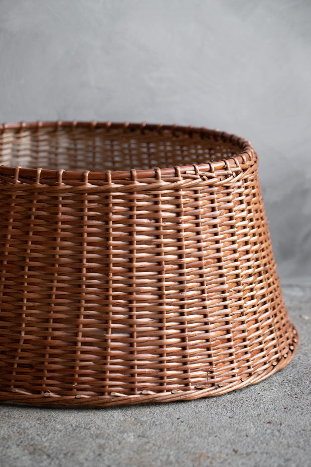Woven Wicker Christmas Tree Skirt