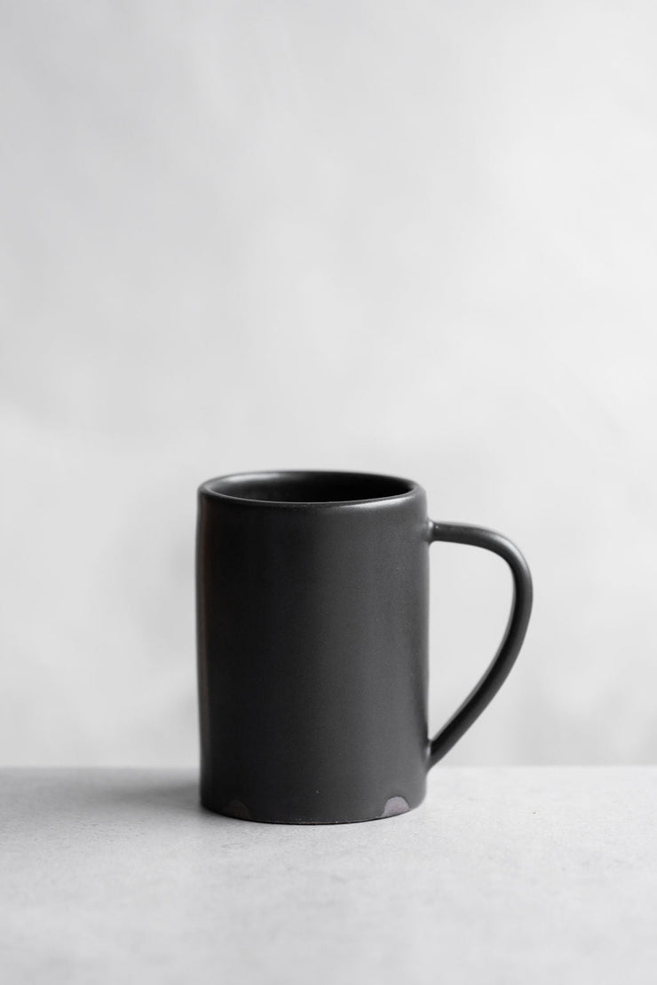 Simple Mug-Satin Black