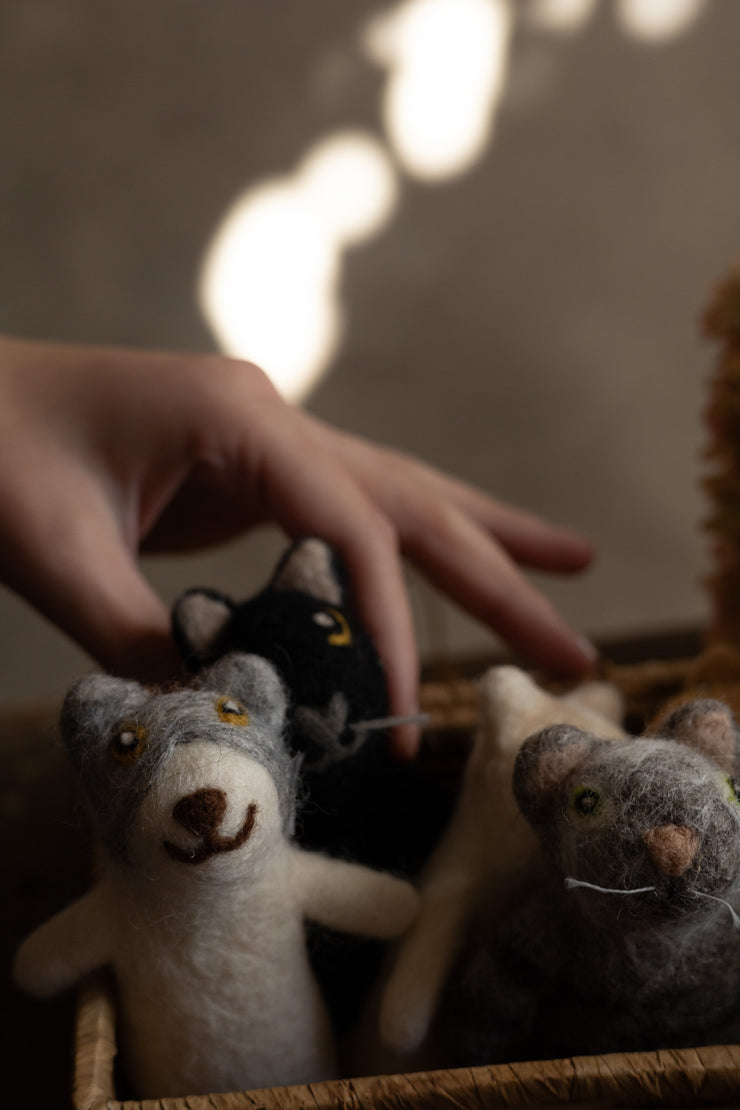 Hand Felted Cat Finger Puppet