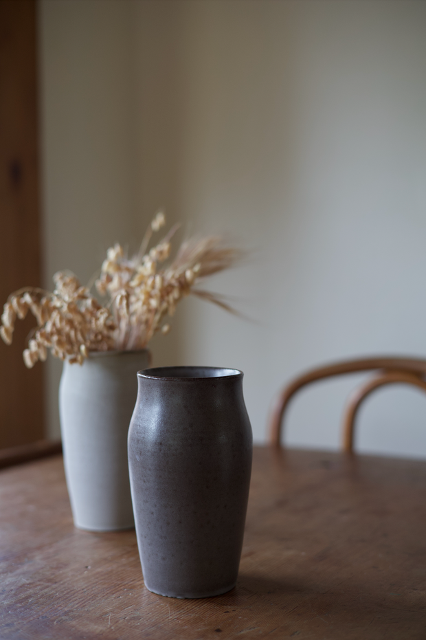 Begonia Vase - Satin Stone