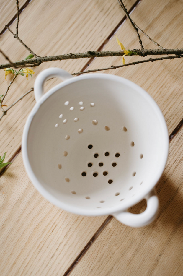 Ceramic Berry Colander