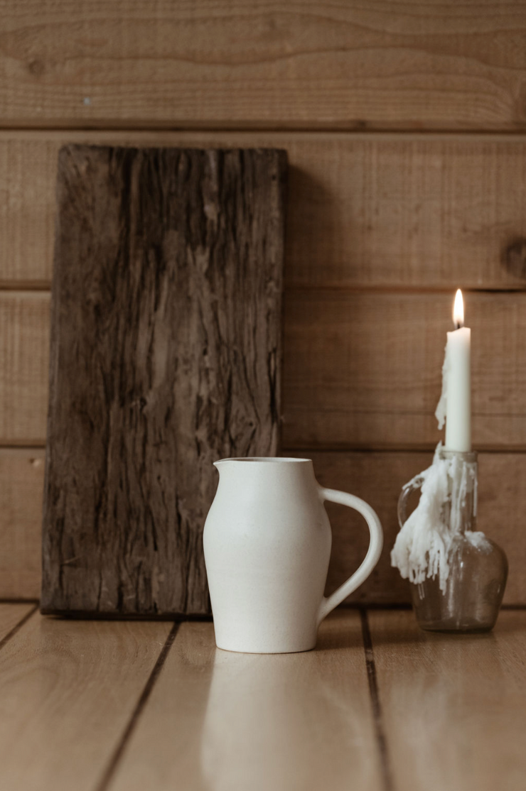 Trefoil Creamer - Sand