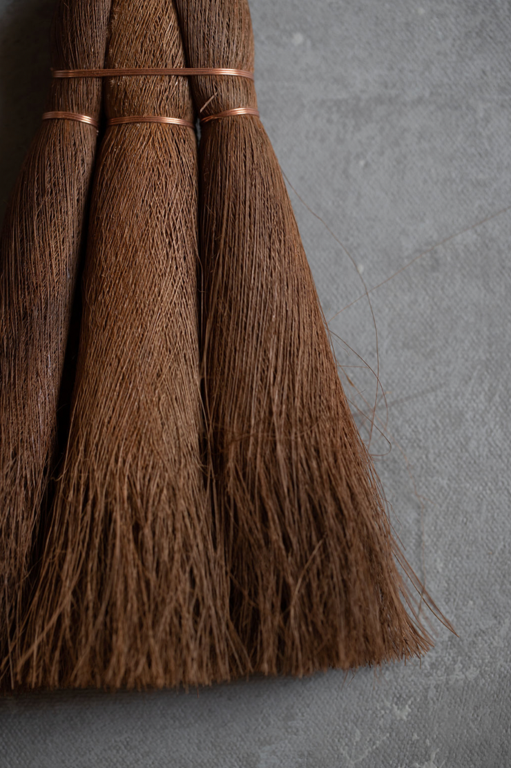 Table Broom