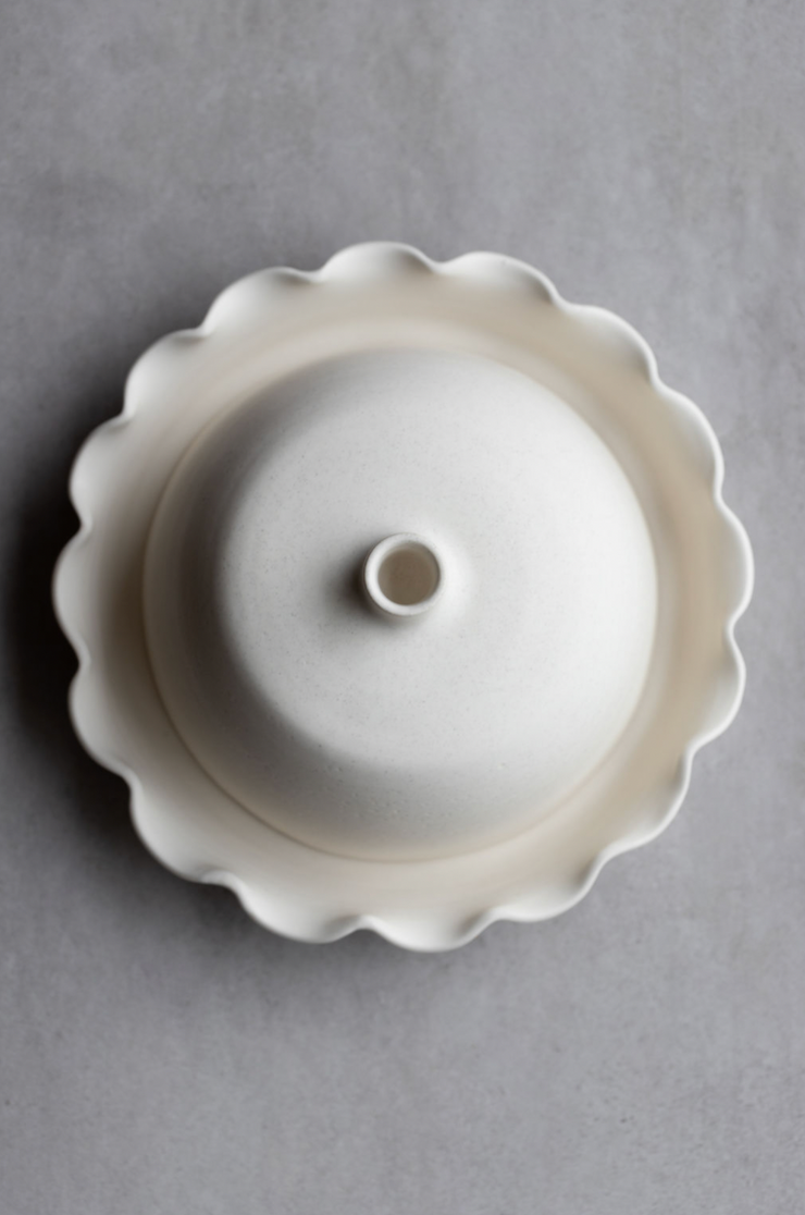 Scalloped Cake Plate