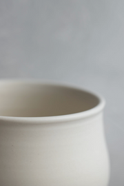 Curve Planter + Saucer - Soft White