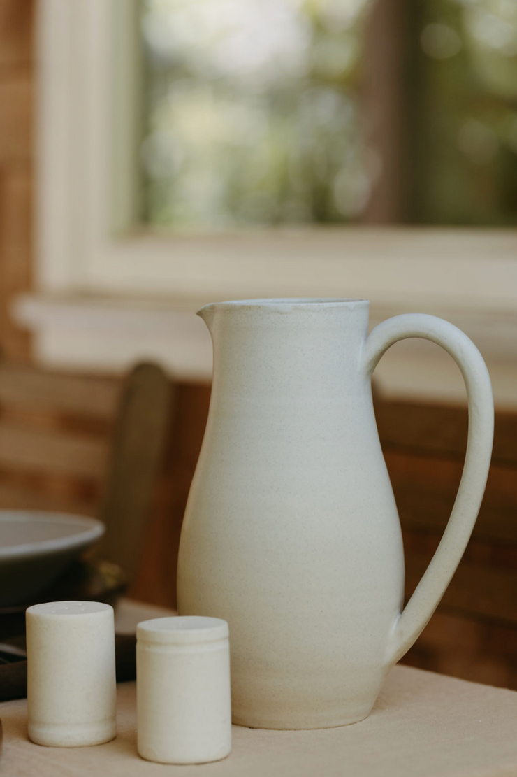 Ceramic Salt + Pepper Shakers