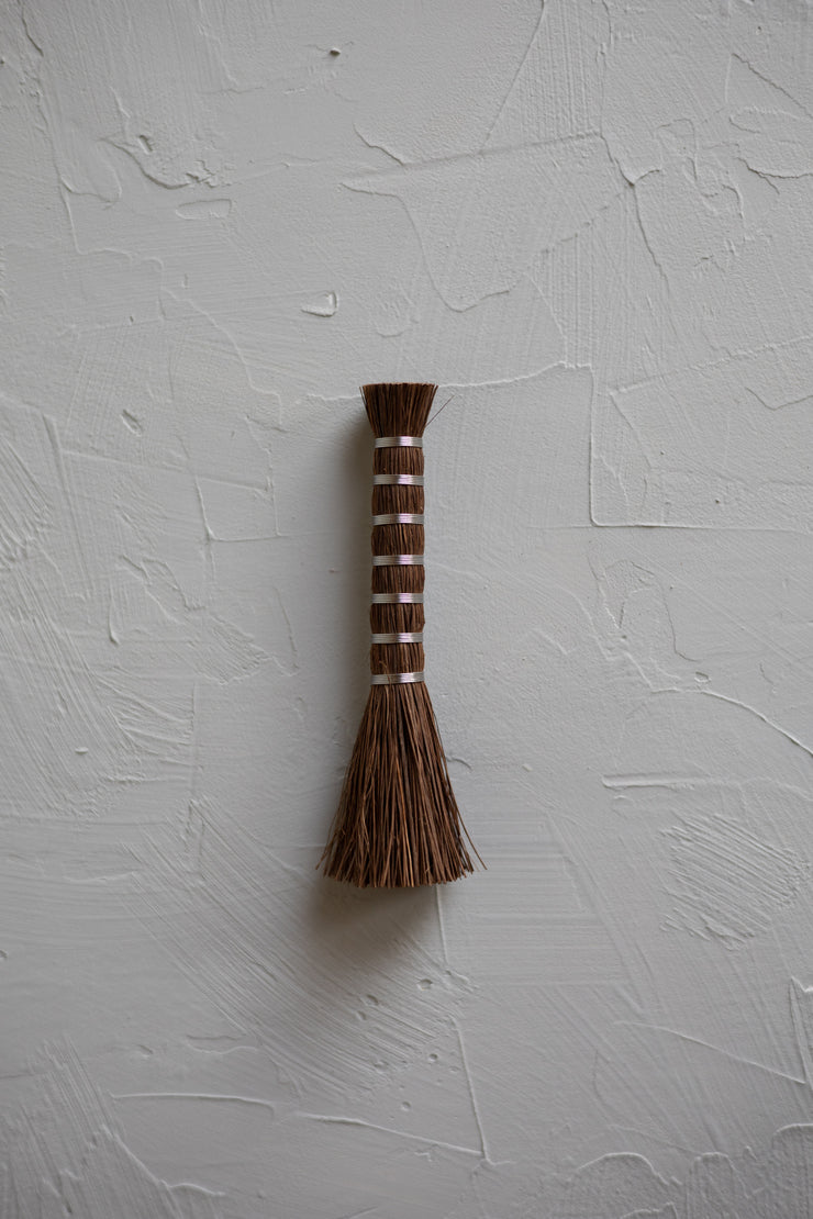 Corners Brush
