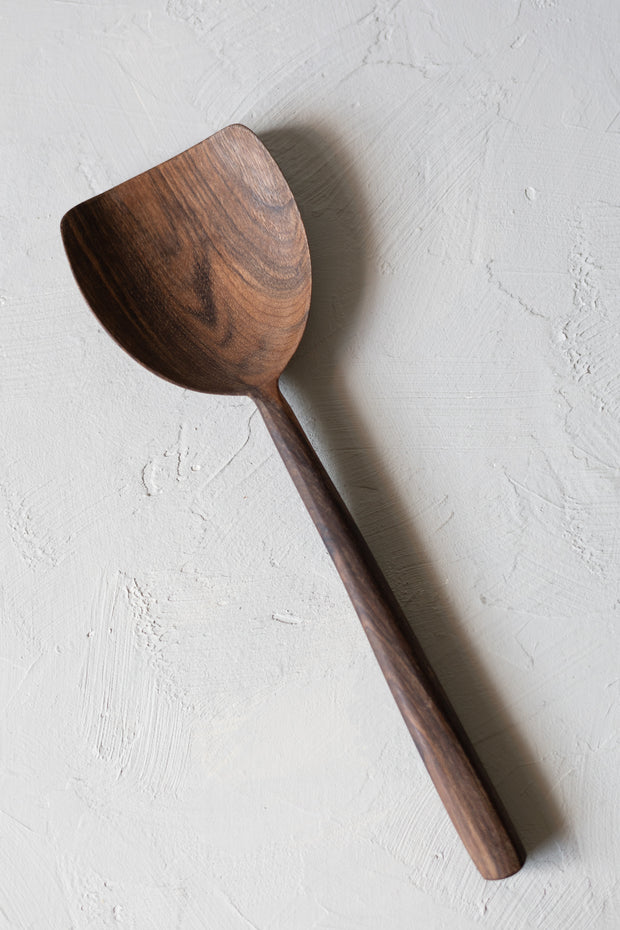 Organic Walnut Long Scoop