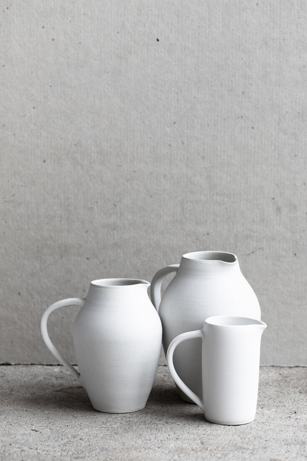 Trefoil Pitcher - Matte White