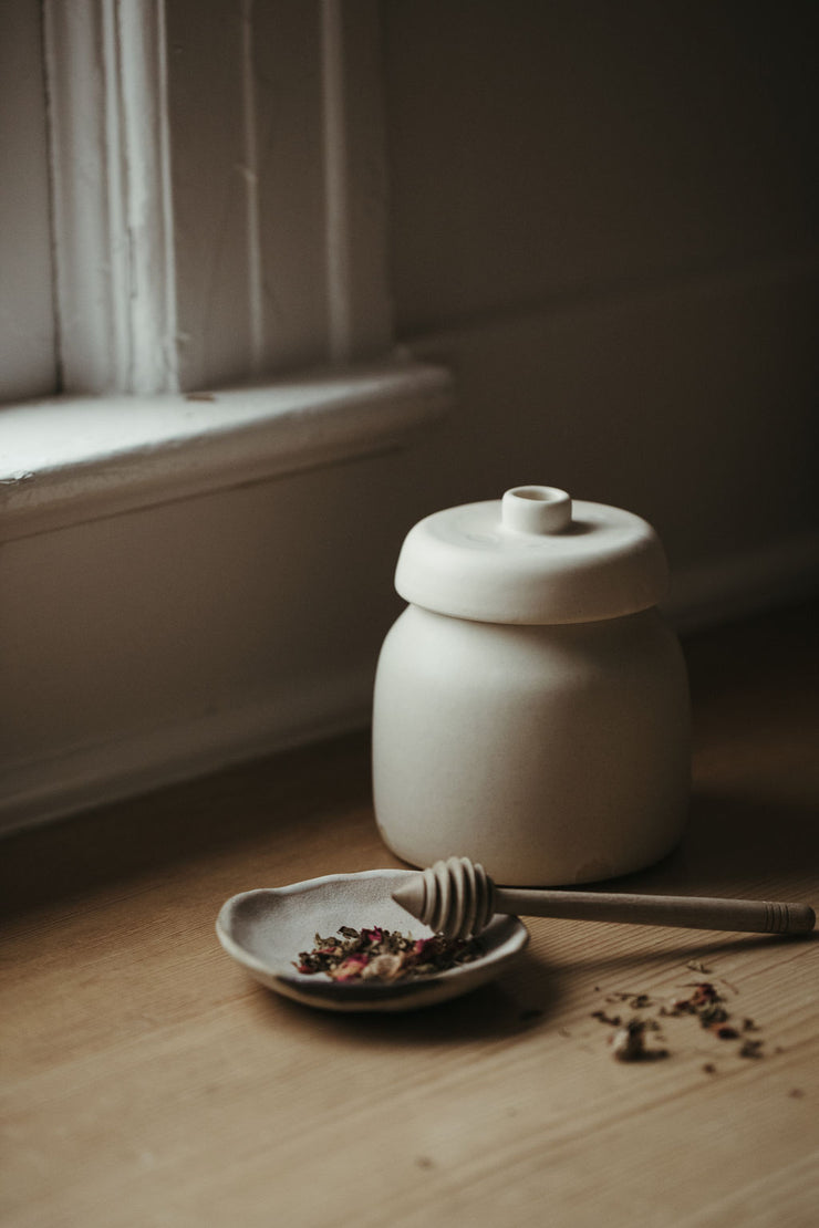 Simple Sugar Vessel- Sand