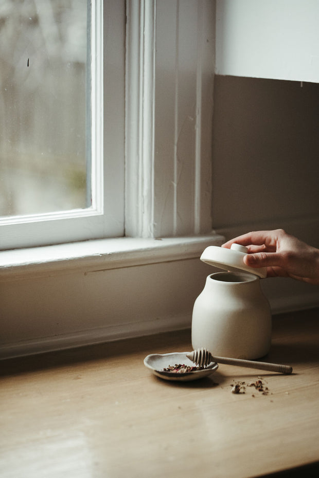 Simple Sugar Vessel- Sand