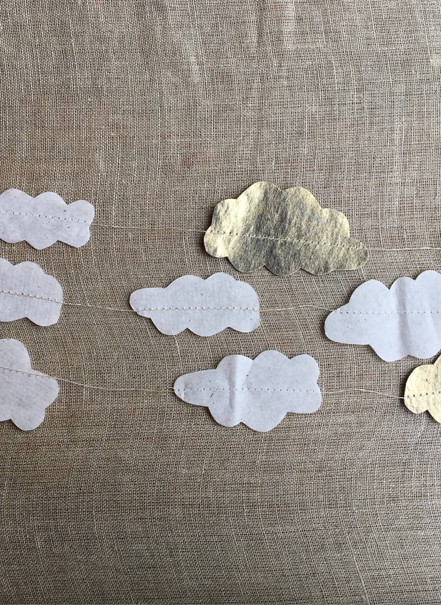 Cloud Garland- White/Metallic